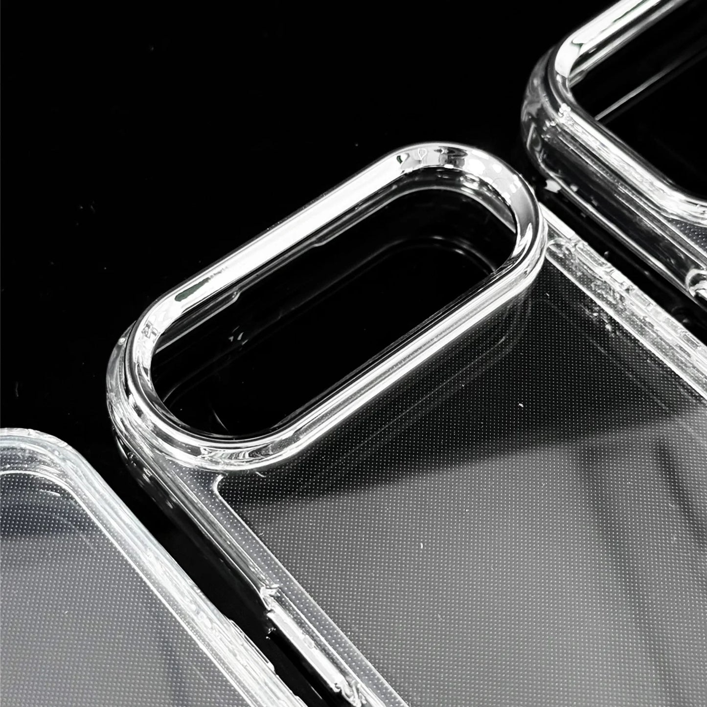 Transparent Silicone Phone Case for IPhone 17 IPhone 17Pro Max Shockproof Transparent Bumper Soft Clear Cover Luxury Metal Case